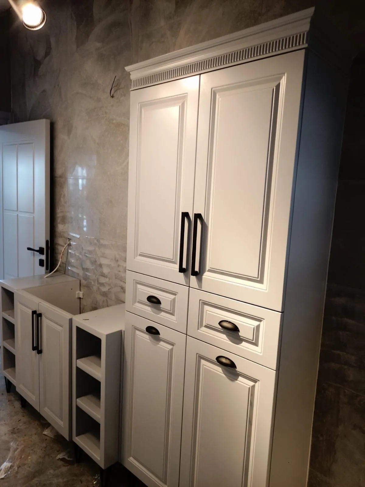 Classic Shaker Whole-Home Cabinetry Suite, Kitchen Cabinets & Remodeling project in Turkey Istanbul — photo 4 of 4