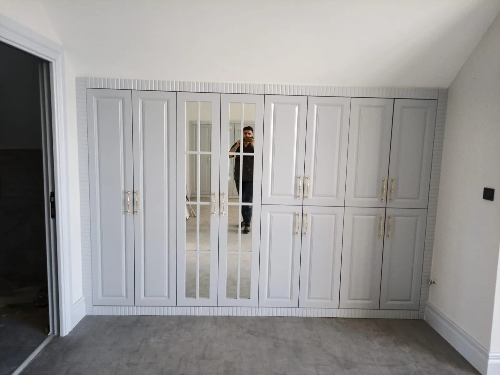 Boutique Mirrored Wardrobe System