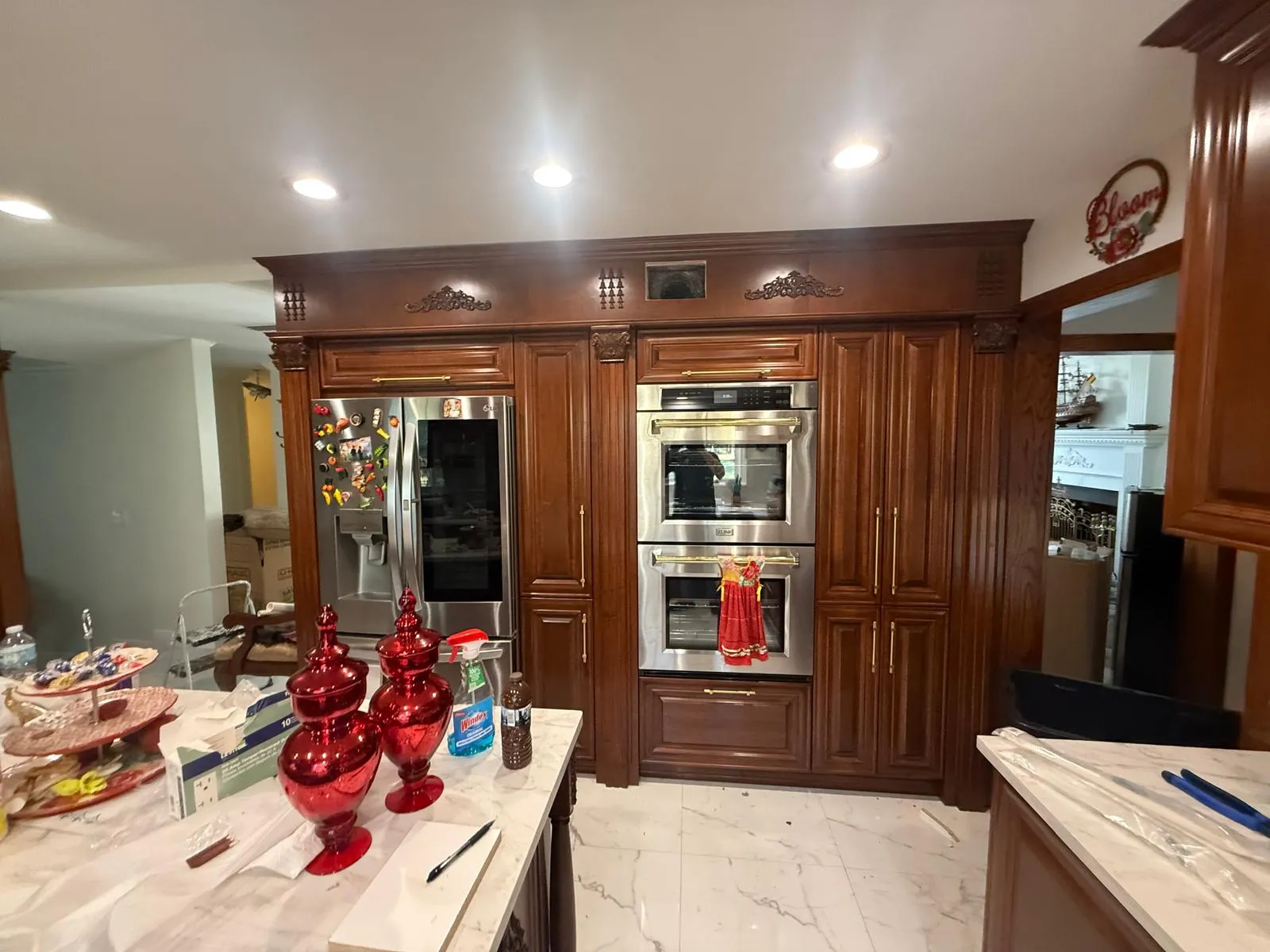 Ornate Mahogany & Marble Traditional Estate Kitchen, Kitchen Cabinets & Remodeling project in Tampa, FL. — photo 6 of 6